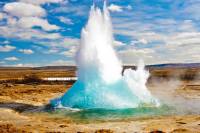 decouvir islande geyser eruption 